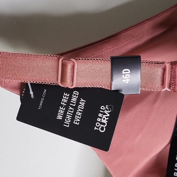 Torrid Curve Bra Size 46D Wire Free Lightly Lined Everyday Wear - Picture 3 of 5